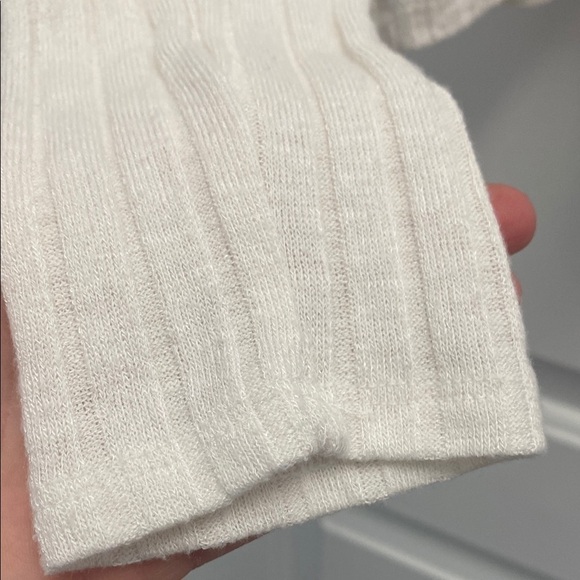 American Eagle Cold Shoulder Cream Ribbed Top Size XL - Picture 5 of 9